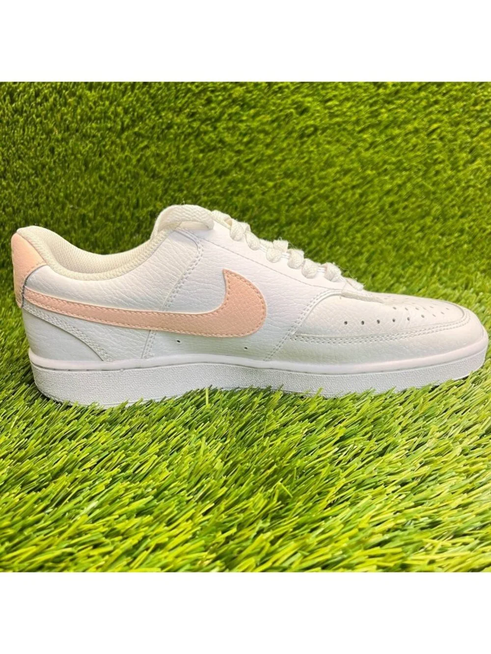 Nike Court Vision Low Womens Size 8 White Pink Athletic Leather Shoes Sneakers